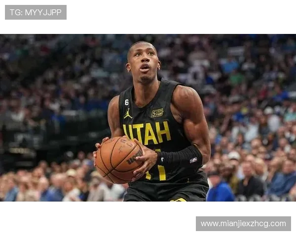 邓恩高效砍下14分3抢断正负值最高展现攻防两端全面统治力