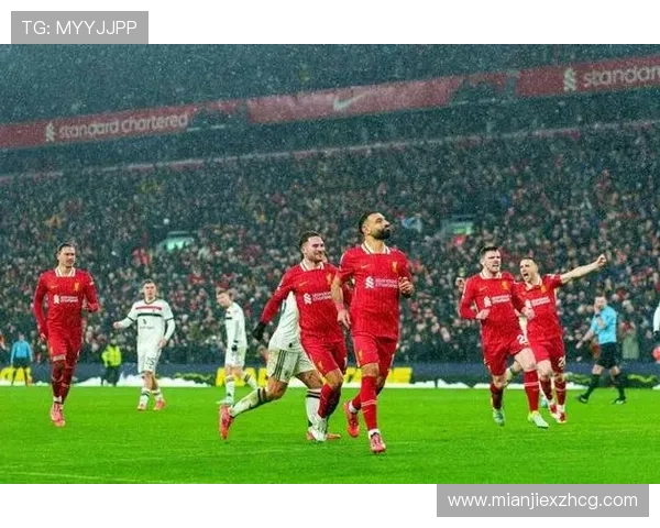 詹俊点评英超焦点战利物浦陷混乱曼联稳步前行红魔红军高下立判